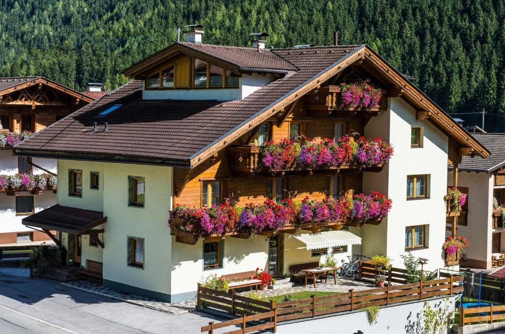 Pension Bergwelt نيوستيف ام ستوبيتا المظهر الخارجي الصورة